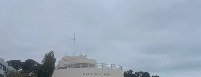 Maritime Museum is one of Rob's mural theme.