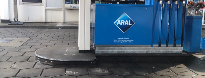 Aral is one of Aachen.