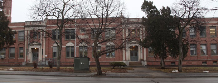 Border Star Montessori Elementary School is one of Kansas City Public Schools.