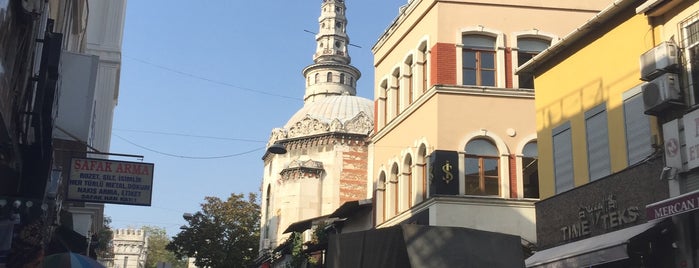 Çakmakçılar Yokuşu is one of Lugares favoritos de Gözde.