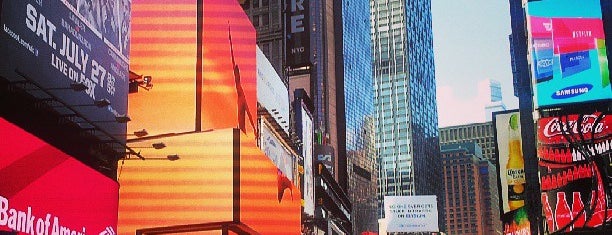 Times Square is one of Ben's "I'm visiting New York" Definitive List.