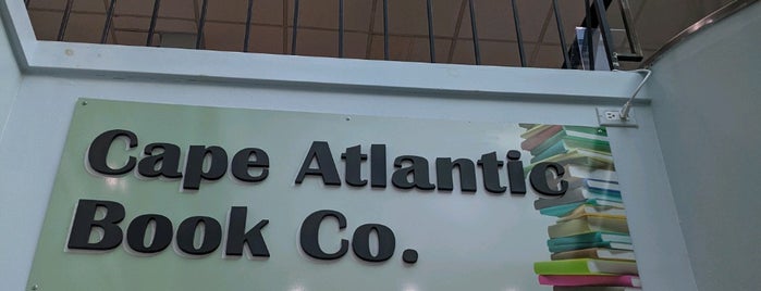 Atlantic Book Shop is one of Lugares favoritos de Ayin.