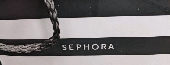 SEPHORA is one of Local Favorite Places.