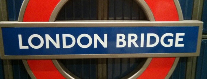 Stazione ferroviaria di Londra Bridge (LBG) is one of Transport.
