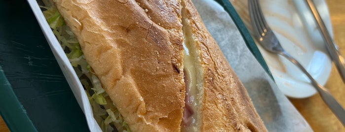 El Oriental De Cuba is one of Delis and/or Sandwiches.