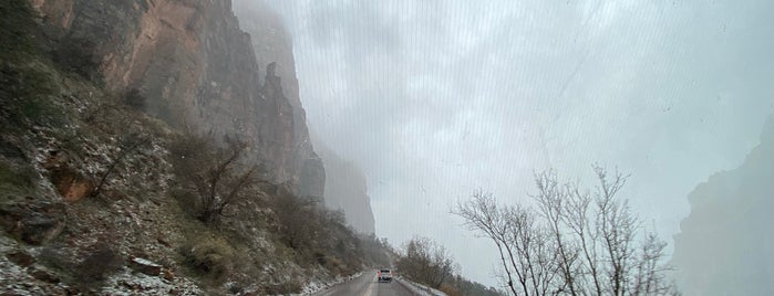 White Mountain Trading Post is one of Erika'nın Beğendiği Mekanlar.