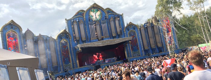 Versuz Stage is one of Tomorrowland.