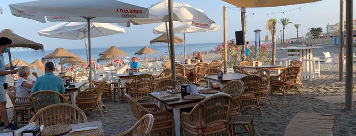 Chiringuito Amaka Beach is one of Estepona comer.