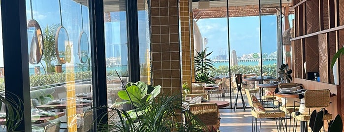 Jumeirah Beach Residence is one of Deepak : понравившиеся места.