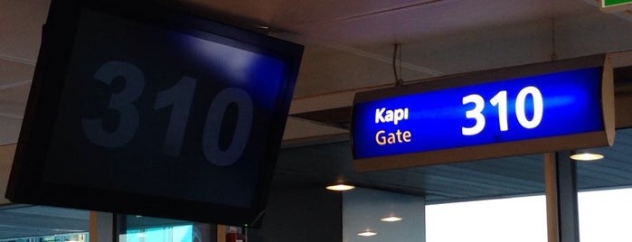 Gate 310 is one of İstanbul Atatürk Airport.