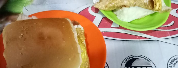 Zaidi Oblong Burger is one of Feast of Penang.