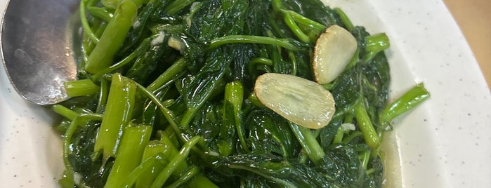 亞仲海鮮飯店 is one of Favorite Food.