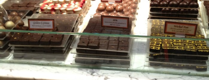 Jacques Torres Chocolate is one of USA 2013.