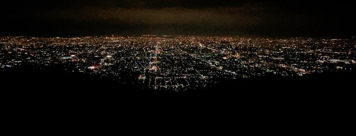 ぼくらの広場 is one of 夜景・イルミネーション・公園・宿泊.