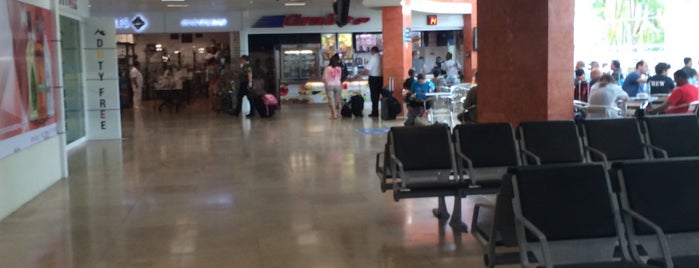 Aeropuerto Internacional de Cozumel (CZM) is one of Aeroporto.