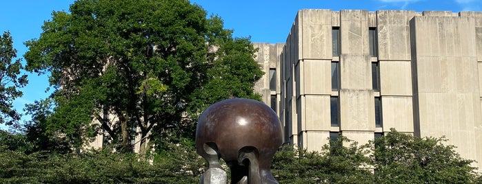 Nuclear Energy (Henry Moore sculpture) - Site of first controlled nuclear reaction is one of UChicago.