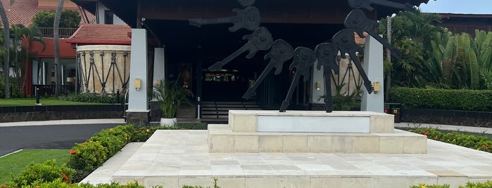 Hard Rock Hotel Bali is one of #kosmopolitan#kota.