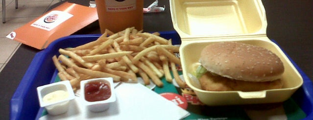 Burger King is one of Locais salvos de Gül.