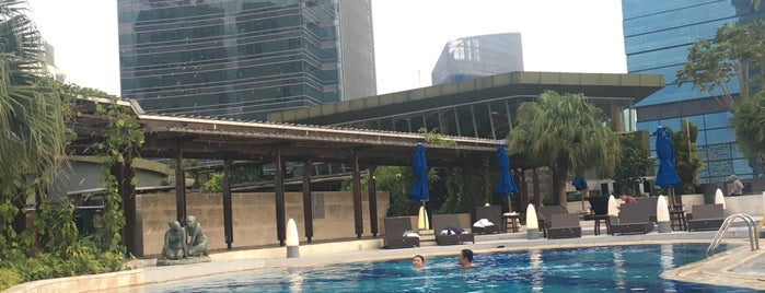 Kempinski Swimming Pool is one of 1 day grand indo, thamrin.