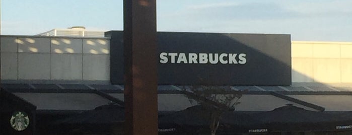 Starbucks is one of Tempat yang Disukai Muhammet.