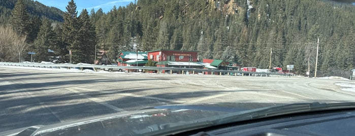 Cheyenne Crossing is one of Mount Rushmore.