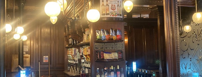 The Duke of Argyll is one of Samuel Smiths Pubs London.