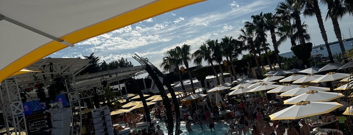 Ocean Beach Club is one of Ibiza 🎉😭😂.