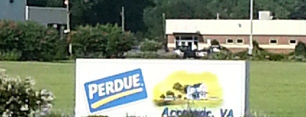 Perdue Farms is one of สถานที่ที่ Lizzie ถูกใจ.