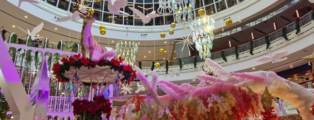 Queensbay Mall is one of Williamさんのお気に入りスポット.