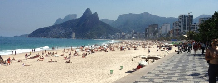 Ipanema Plajı is one of Lugares  que gosto.