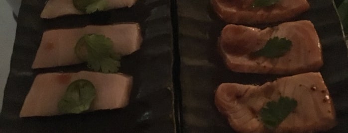 UMI Sushi & Sake Bar is one of Travel - Eat.
