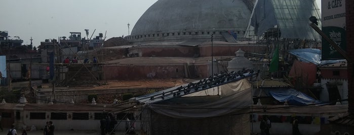 Boudhanath Stupa | बौद्धनाथ is one of Lugares favoritos de Kerem.