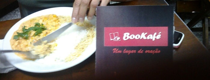 BooKafé is one of Orte, die L gefallen.