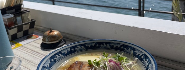 小豆島ラーメンHISHIO 小豆島エンジェルロード店 is one of ラーメンツアー☆.