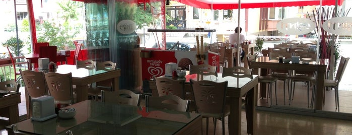 Esinti Cafe & Kahvaltı is one of Eskişehir - Yeme İçme Eğlence.