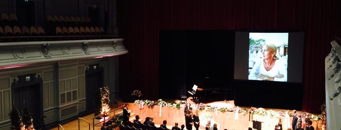 Stadsgehoorzaal Leiden is one of Lugares favoritos de Jonne.