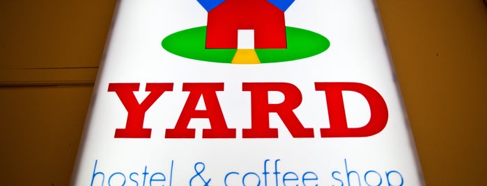 Yard Hostel & Coffee Shop is one of октябрь 2013 - жилье.