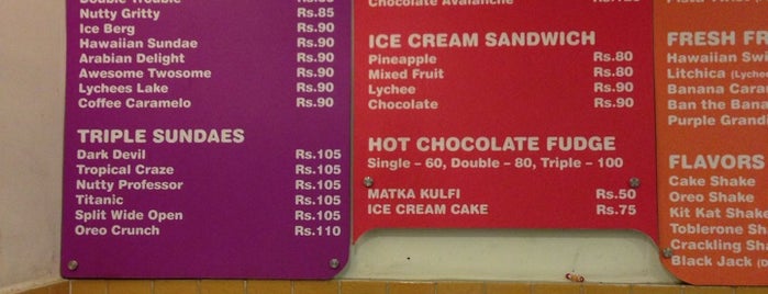 Flavours Ice Cream Parlour is one of Nanna Bengaluru---Places where I love to eat.