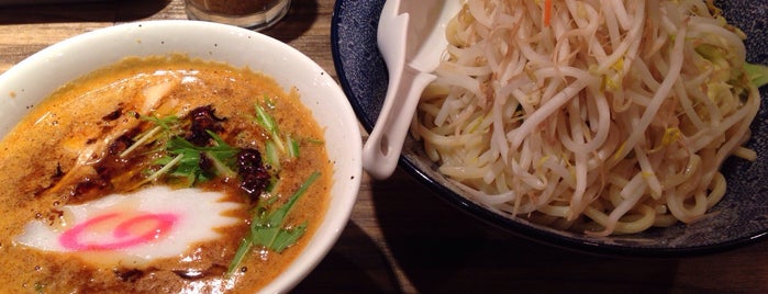 麺屋ジャイアン is one of ラーメン9（≧∇≦）.