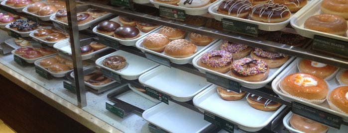 Krispy Kreme is one of Gespeicherte Orte von Emma.