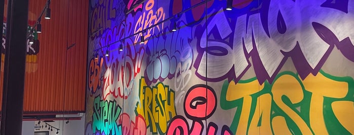Graffiti Burger is one of Tempat yang Disimpan A7MAD.