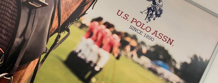 U.S. Polo Assn. is one of Tempat yang Disukai Özden.