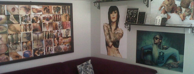 Ank Ink Tattoo-Piercing is one of Tempat yang Disimpan Tayfun.