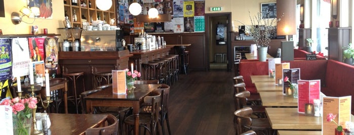 Café Schinkelhaven is one of Tempat yang Disukai Elly.