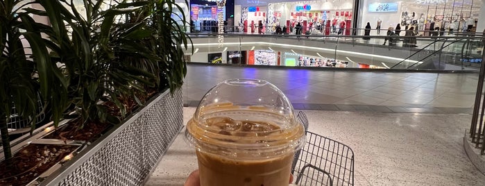 MUG COFFEE is one of المدينة المنورة.