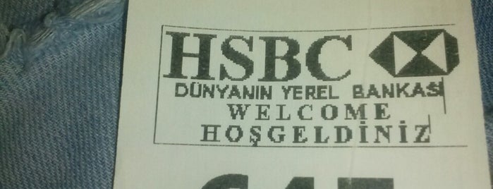 HSBC is one of สถานที่ที่ Mehmet ถูกใจ.
