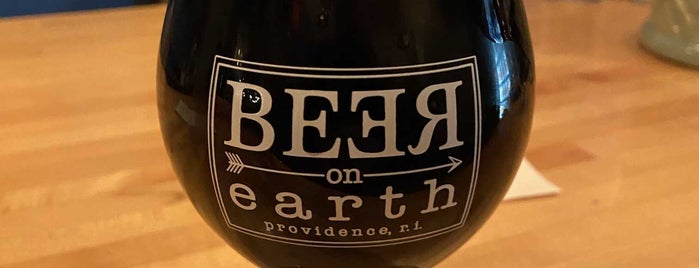 Beer On Earth is one of Providence.