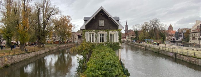 Ponts Couverts is one of Lieux qui ont plu à James.