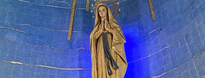 Parroquia Nuestra Señora de Lourdes is one of Iglesias.