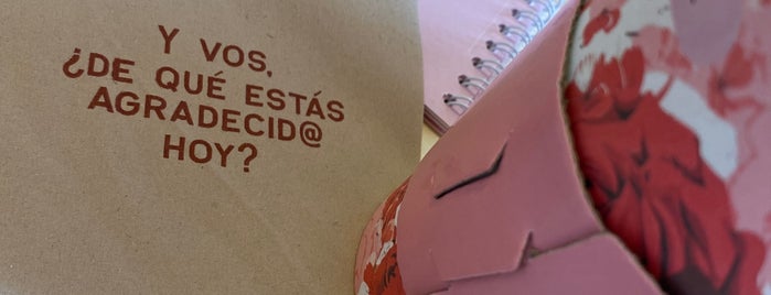 Recoleta Confitería Argentina is one of GDL | Cafés que cierran tarde ☕️.